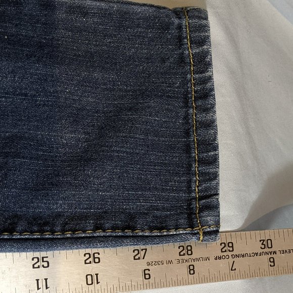 Miley Cyrus Max Azria Jeans size 3 EUC! - Picture 6 of 15